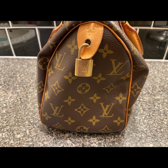 🛑❌SOLD❌🛑LV SPEEDY 25! 👑 - Picture 9 of 15